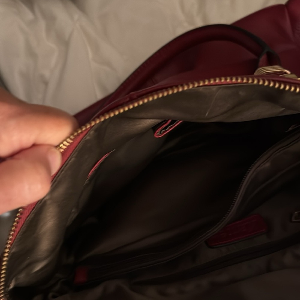 Red Genuine Leather KATTEE Bag - Picture 10 of 10